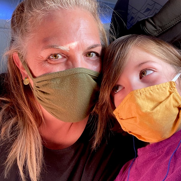 Meet your Posher, Sarah - Picture 1 of 2